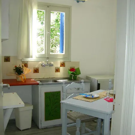 Eva's Paros Beach Apartment Parikia (Paros)