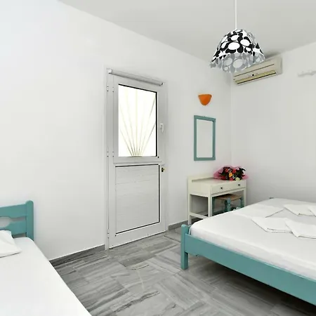 Apartment Eva's Paros Beach